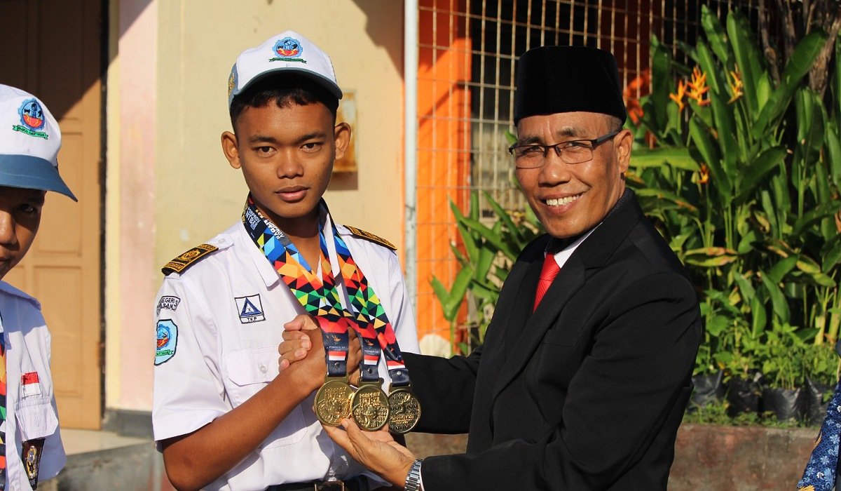 HUT RI ke-81 di SMKN 3 Mataram: Dari Estetika Kelas hingga Apresiasi Prestasi PON