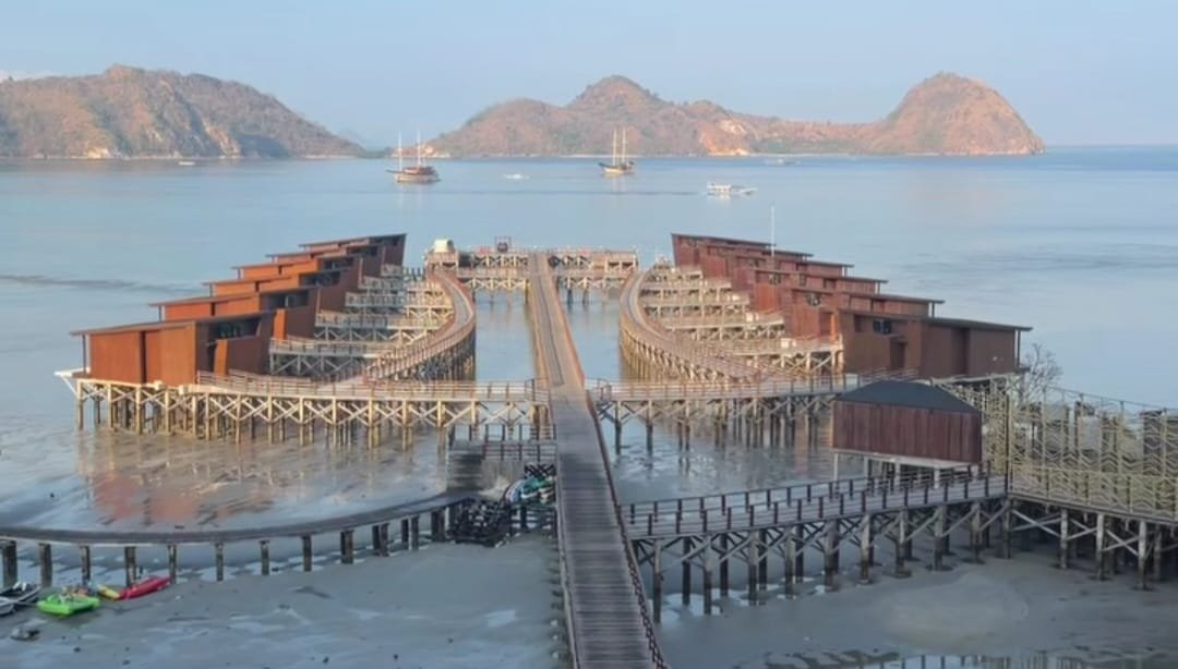 Viral Pengunjung Hotel Labuan Bajo Berlarian ke Lobi saat Gempa, Sebut Air Laut Sempat Surut